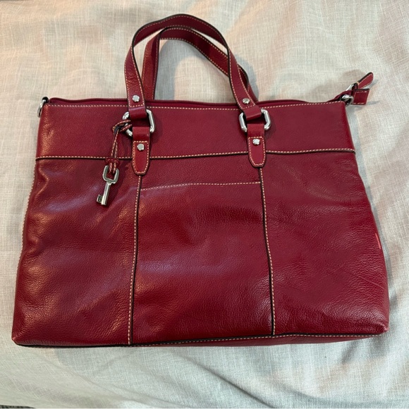 Fossil Red w/Silver Hardware Purse Tote, Shoulder Bag UGC - Picture 2 of 11